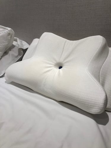 Ultra Button Pillow for Neck Pain-----🔥🔥🔥("Buy one, get the second one half off!"）